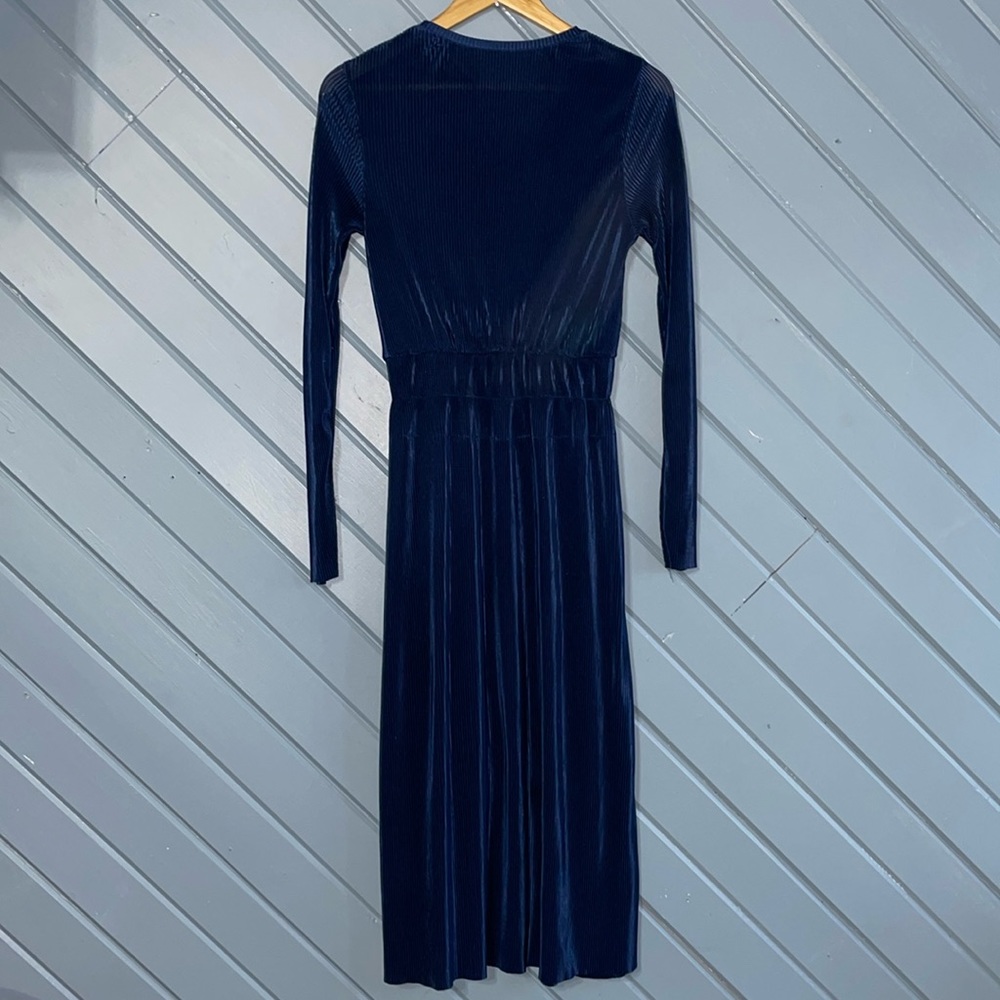 Zara gathered waist pleated navy light weight semi sheer long sleeve midi dress - Picture 13 of 13